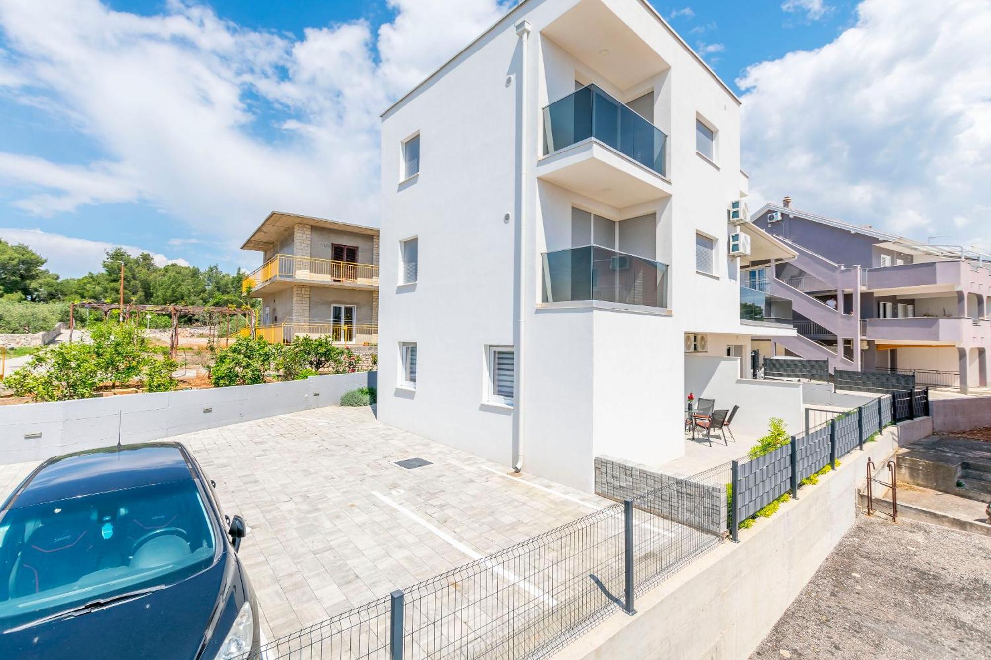 Apartments Tonka 普利莫顿 外观 照片